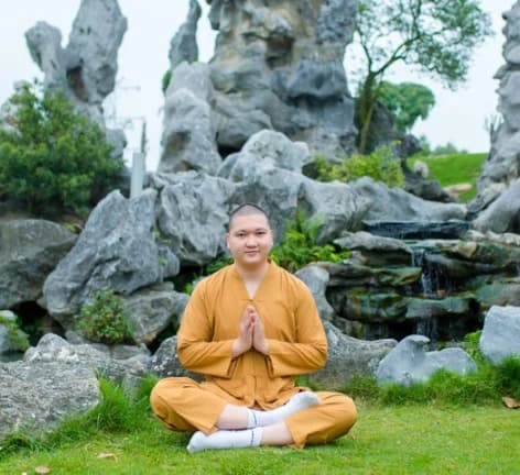 Khóa Sửa Bài Online: Học viên đăng video vào nhóm và được Thầy sửa động tác, giúp hiệu quả chữa bệnh được cao nhất
