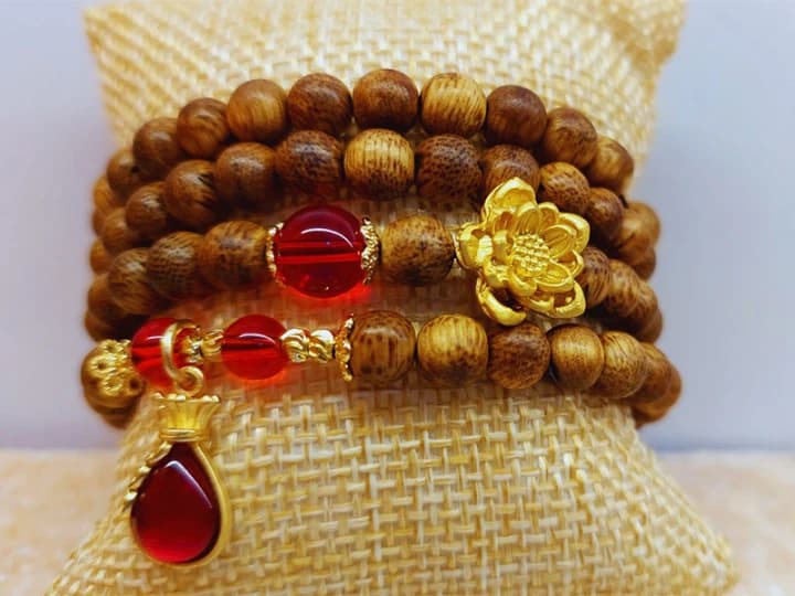 Trầm Hương - “Pháp Bảo Bình An” Cho Người Mệnh Hỏa