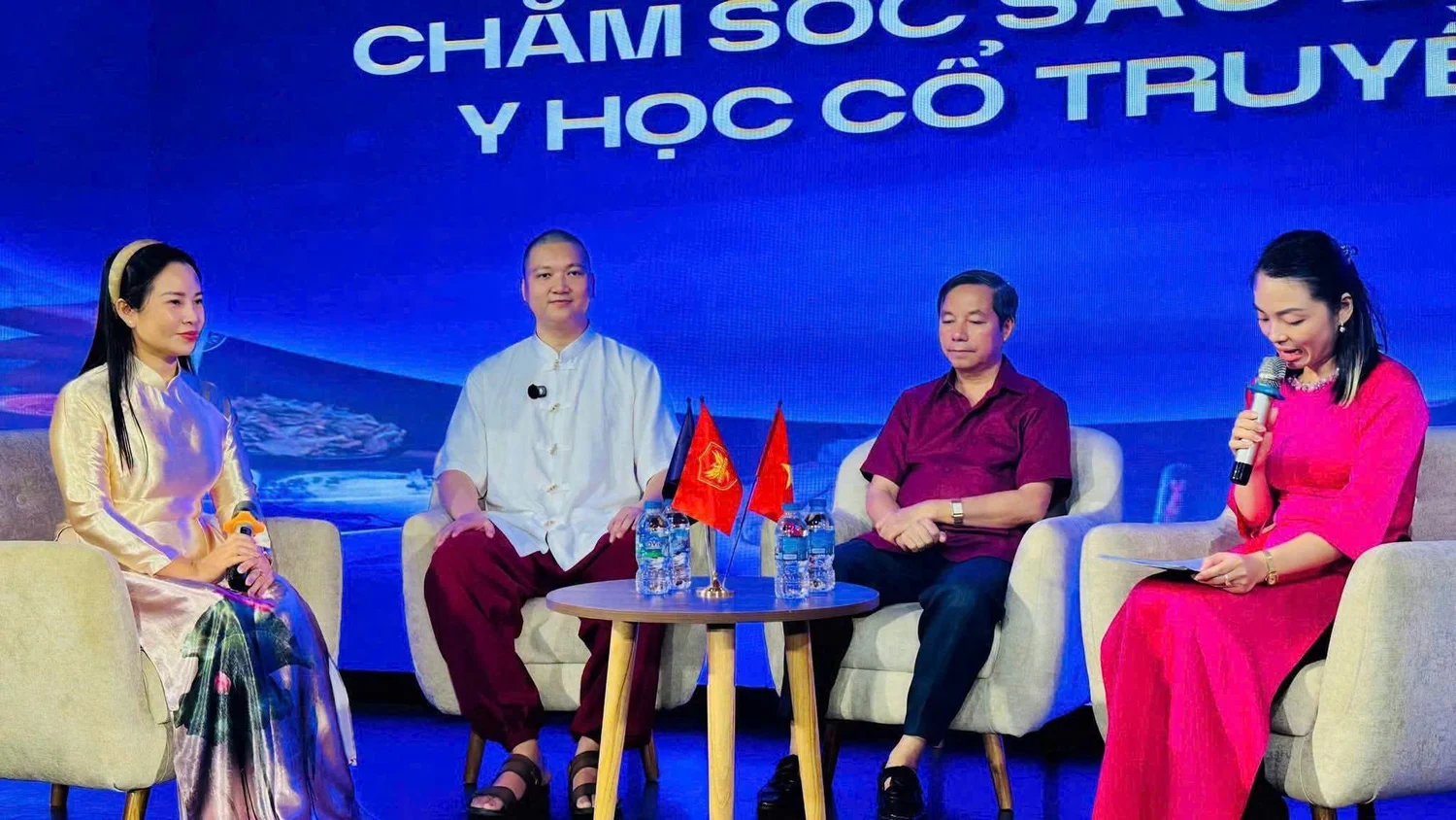 Thầy Phúc Thành chia sẻ về Y học cổ truyền